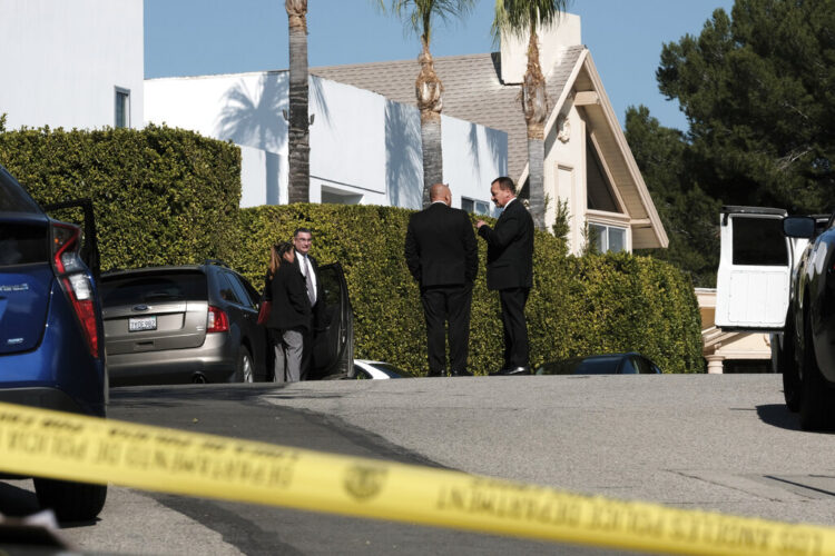 California shooting: 3 dead, 4 hurt in ritzy LA neighborhood - The ...